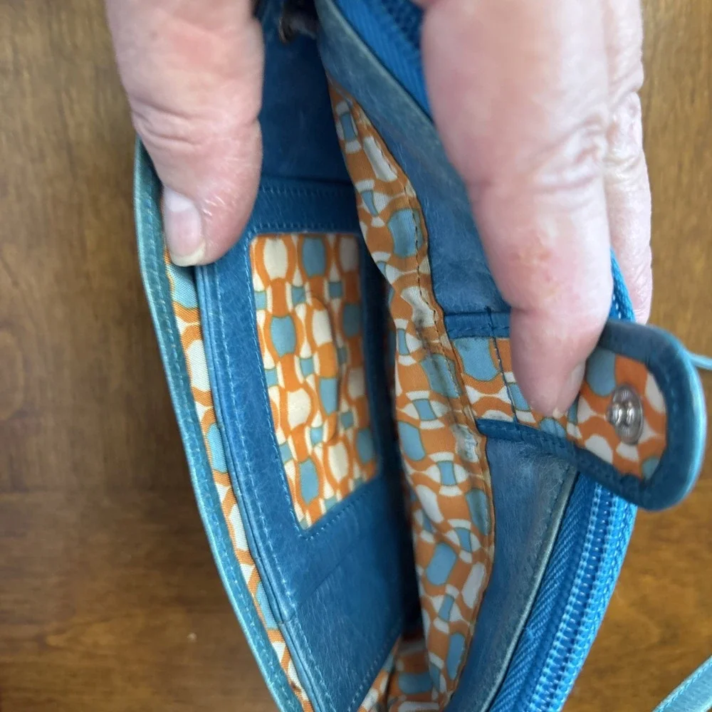 Hobo Original‎ Teal Distressed Leather Crossbody Purse Tassel Long + Short Strap